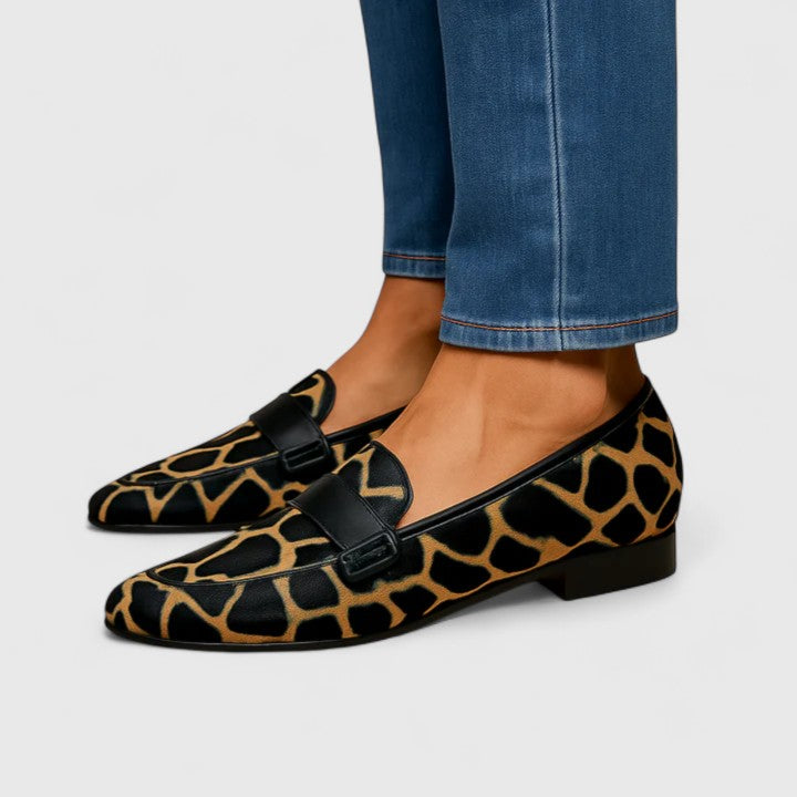 Lorna - Timeless Loafers