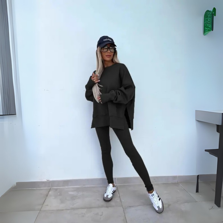 Sloane – Effortless Ease in a Cozy Chic Set