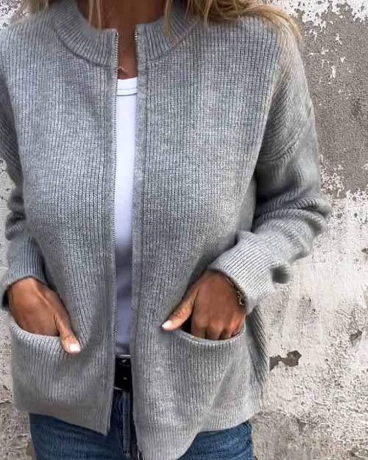 Clara – Soft Cotton Zip Cardigan for Everyday Comfort