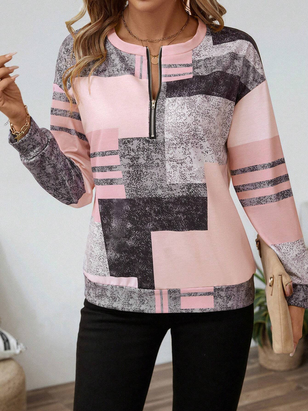 Paige – Effortless Comfort with Retro-Chic Style