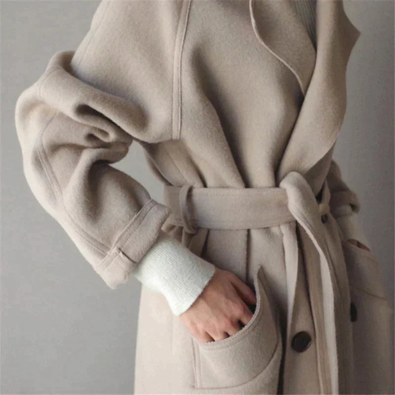 Hope – The Elegant Long Coat That Redefines Confidence