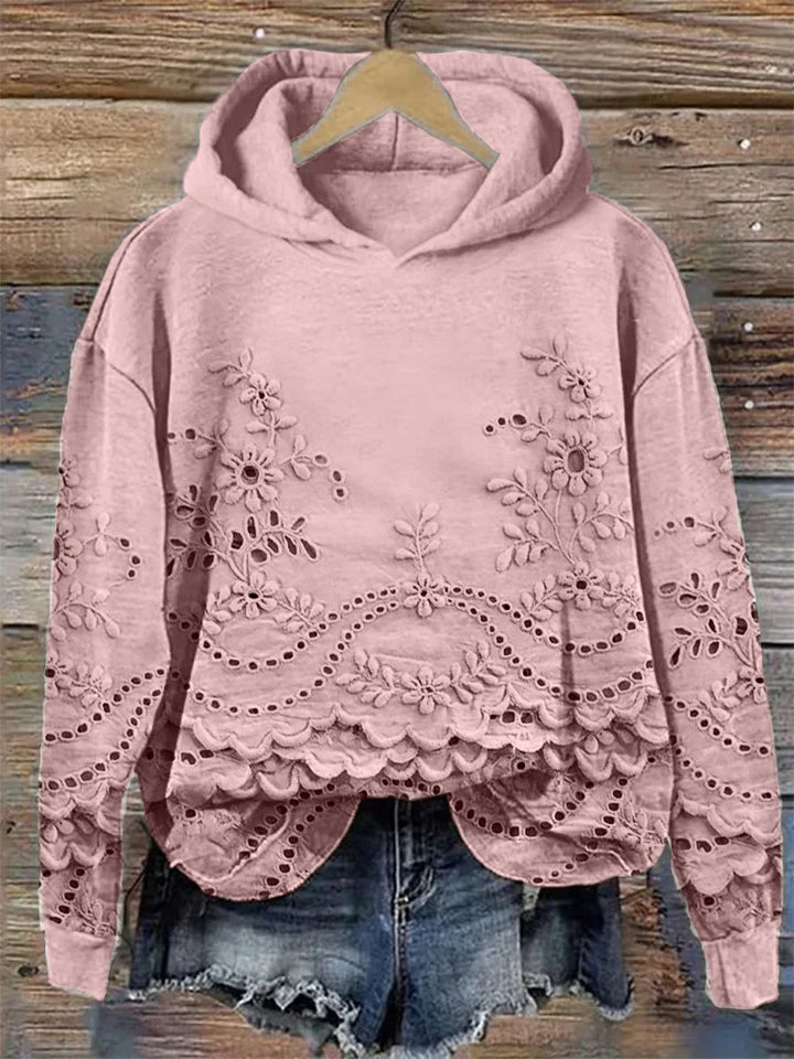 Rosa – Effortless Charm in a Lace-Trimmed Hoodie