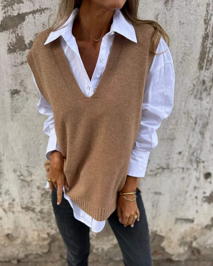 Cleo – Soft Knit Sweater Vest