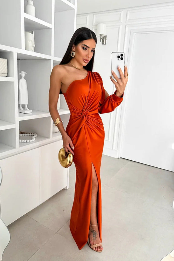 Violetta - Elegance Maxi Dress