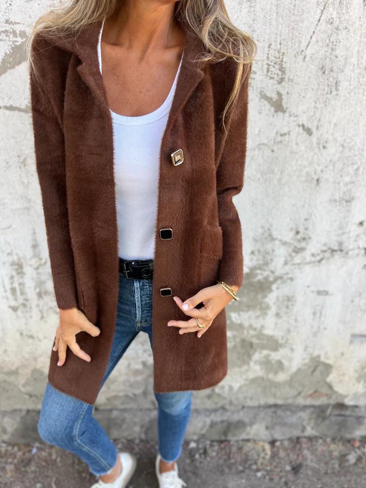 Solène – Plush Coat for Effortless Warmth & Feminine Elegance