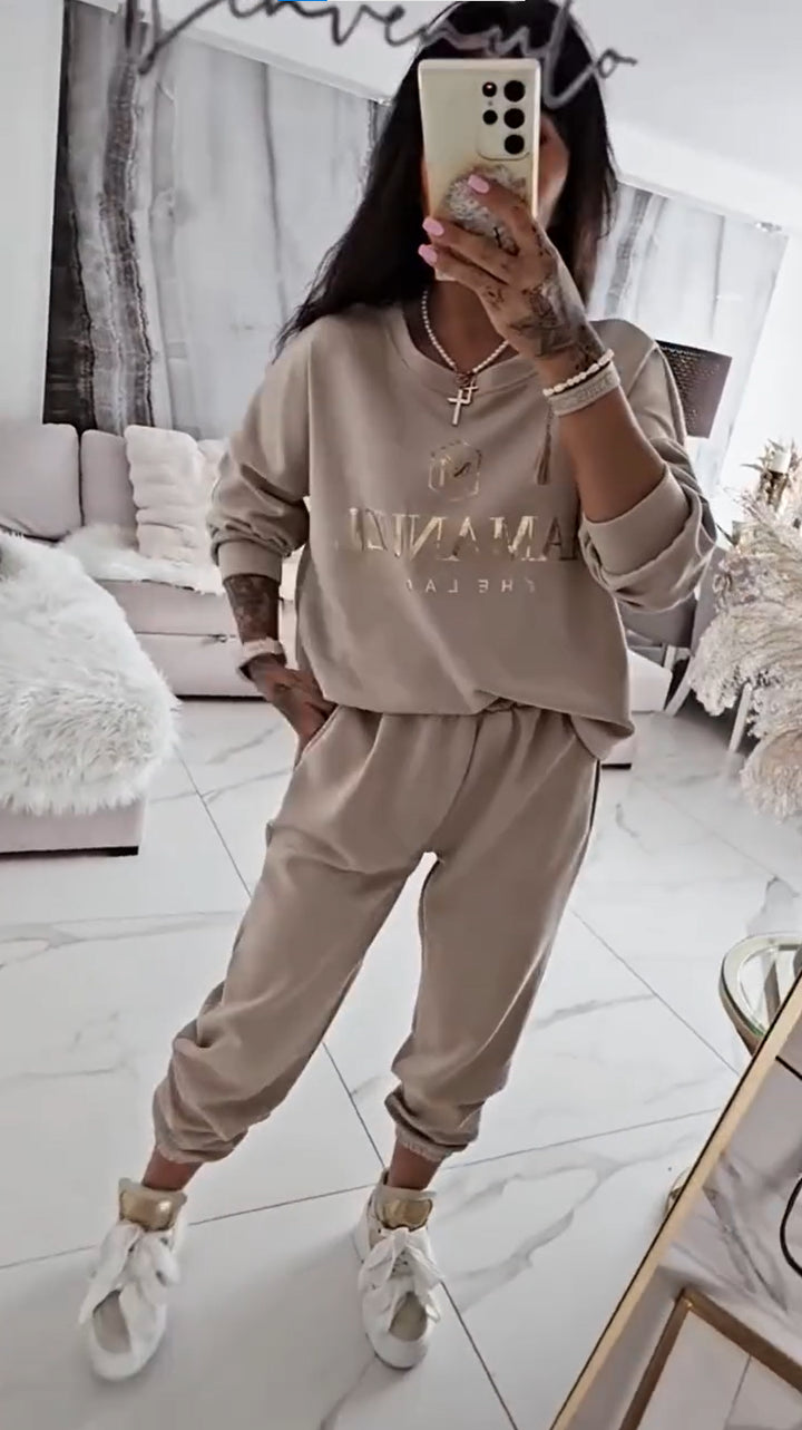 Taylor – Chic Loungewear That Feels as Good as It Looks