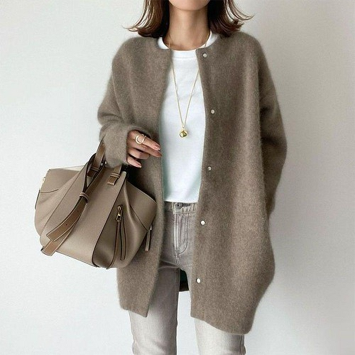 Danica – Luxe Everyday Cardigan for Effortless Warmth & Style