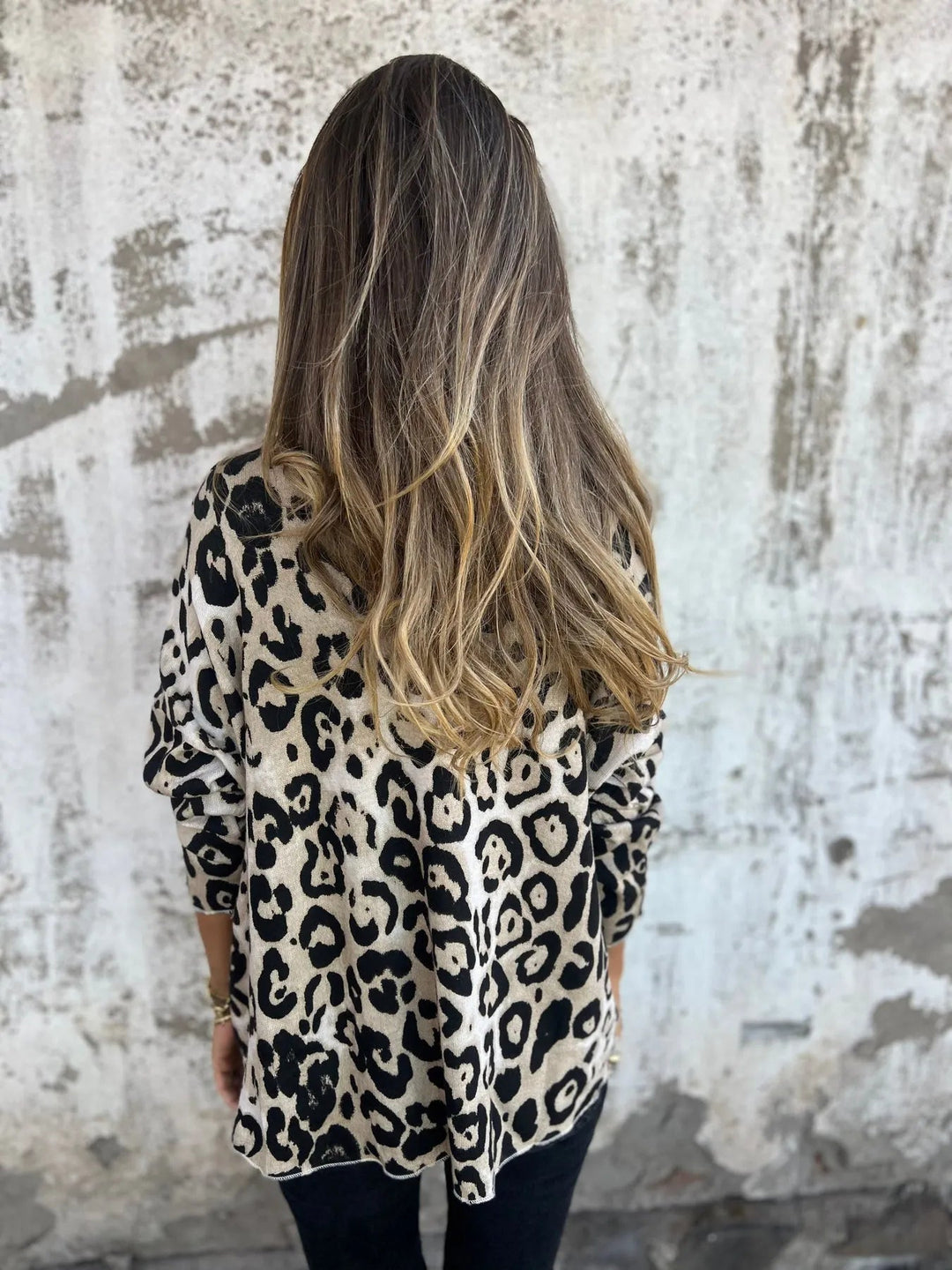 Diana – Leopard Print Blouse for Effortless Confidence and Style