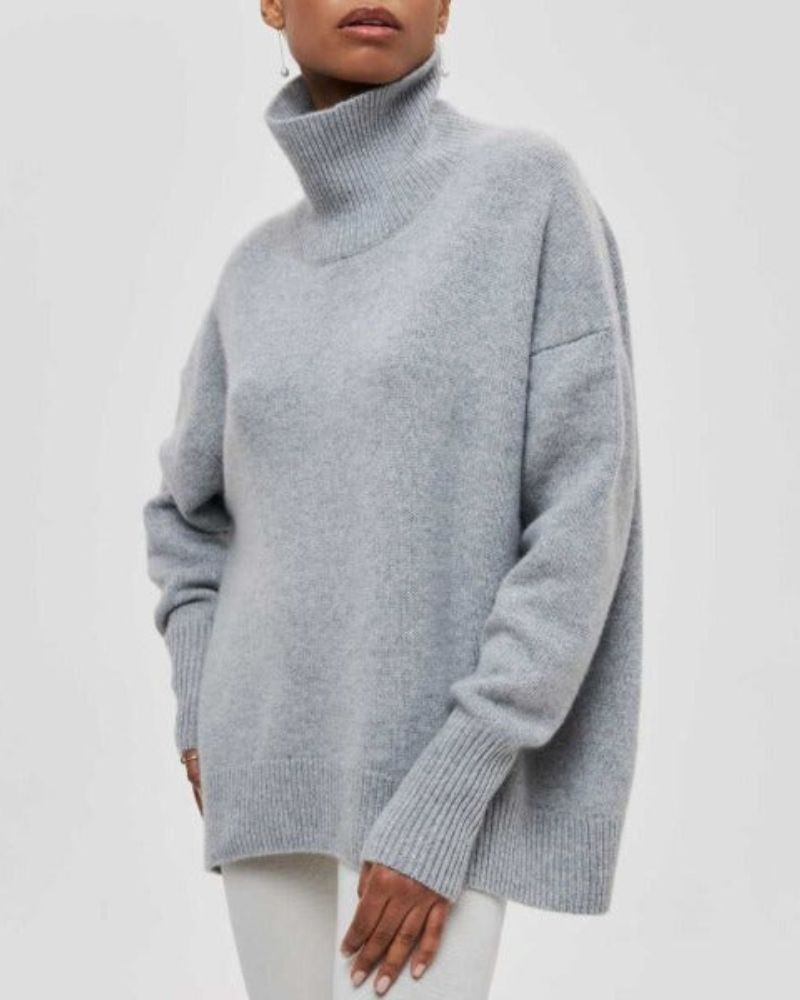 Vienna – Luxe Knit Turtleneck Sweater