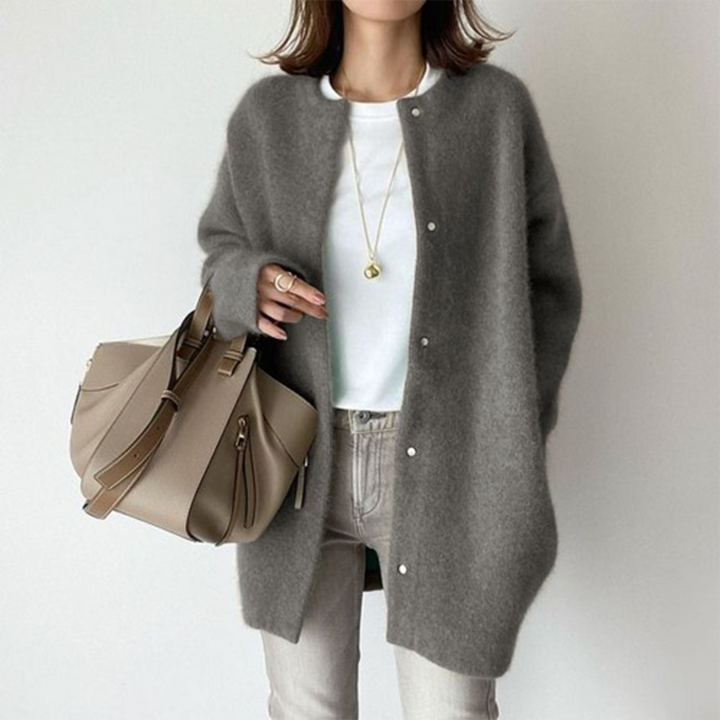 Danica – Luxe Everyday Cardigan for Effortless Warmth & Style