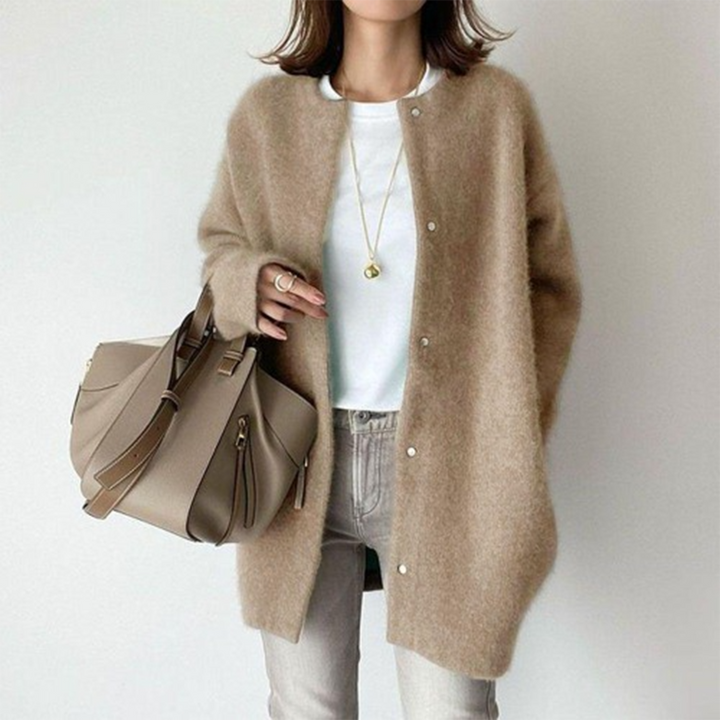 Danica – Luxe Everyday Cardigan for Effortless Warmth & Style