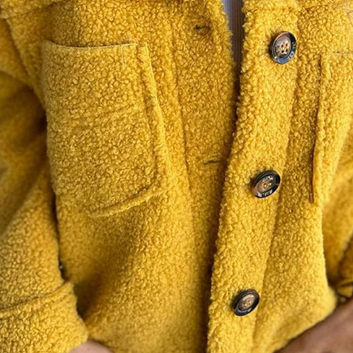 Helena – Plush Button-Up Coat for Effortless Warmth and Style