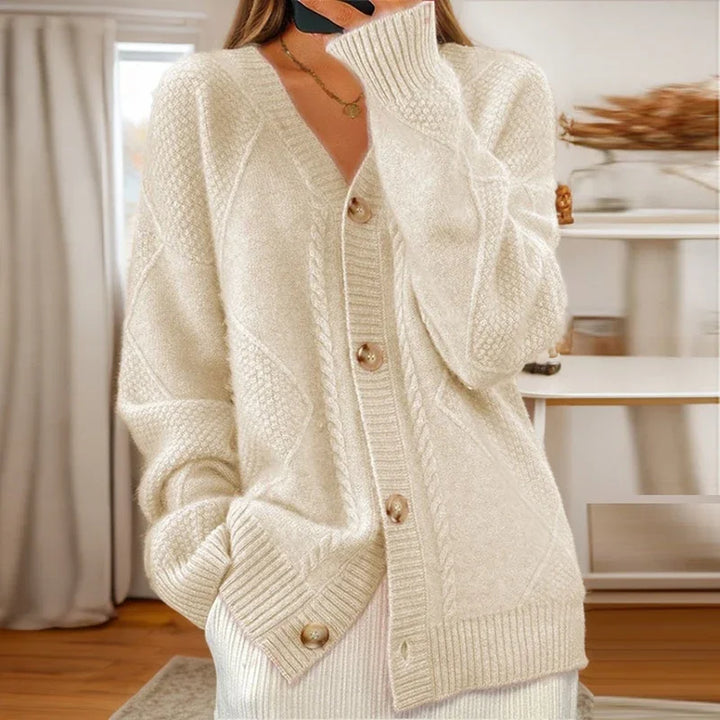 Emma – Cozy Cable-Knit Cardigan for Effortless Warmth