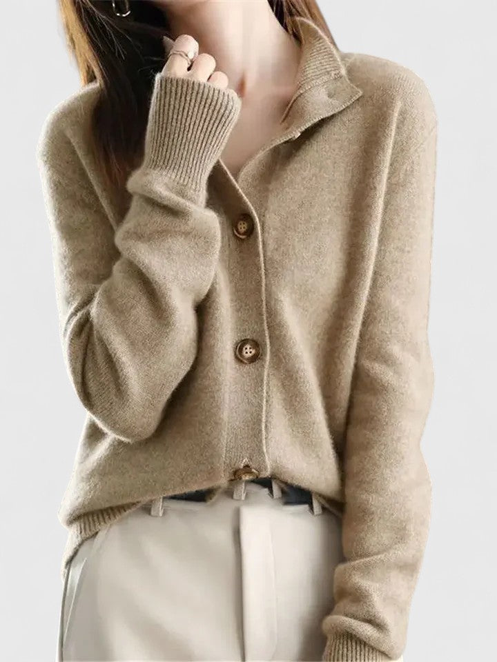 Livia – Soft Knit Classic Cardigan