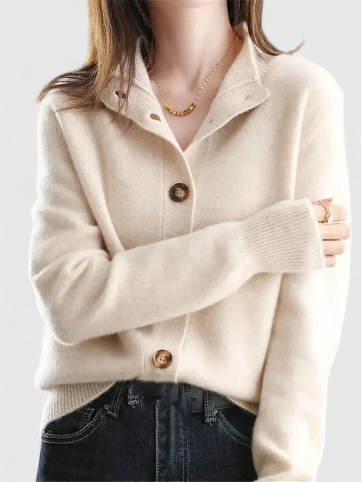 Livia – Soft Knit Classic Cardigan