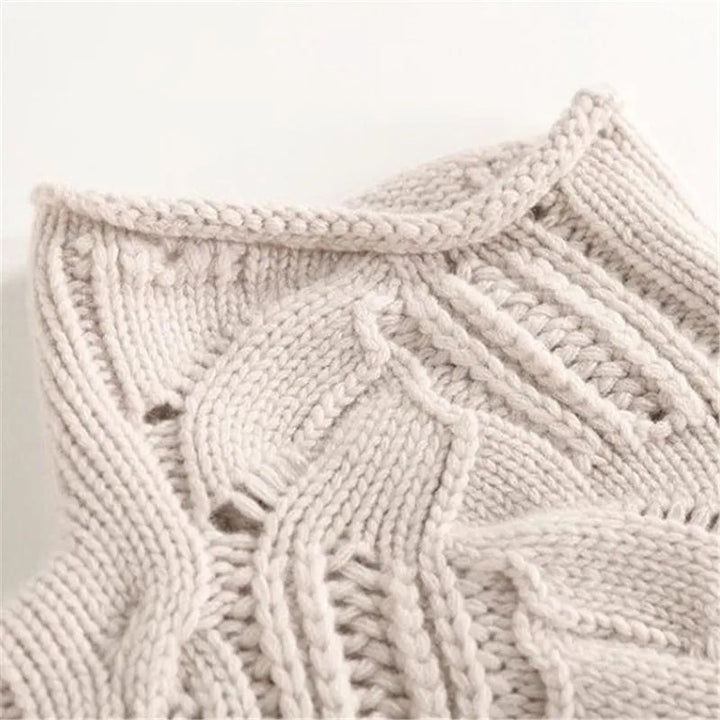 Brielle – The Cable-Knit Sweater That Wraps You in Effortless Elegance