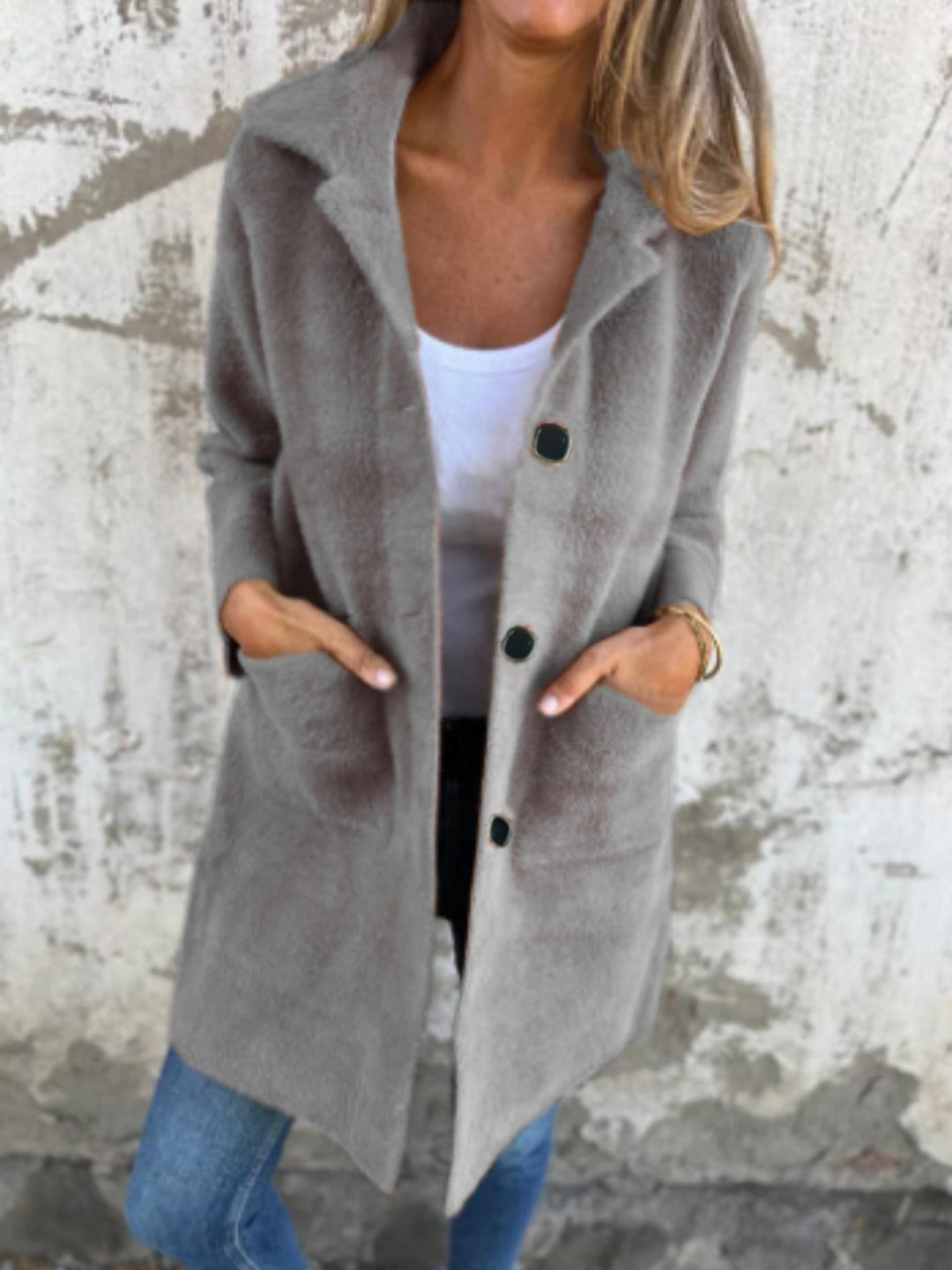 Solène – Plush Coat for Effortless Warmth & Feminine Elegance