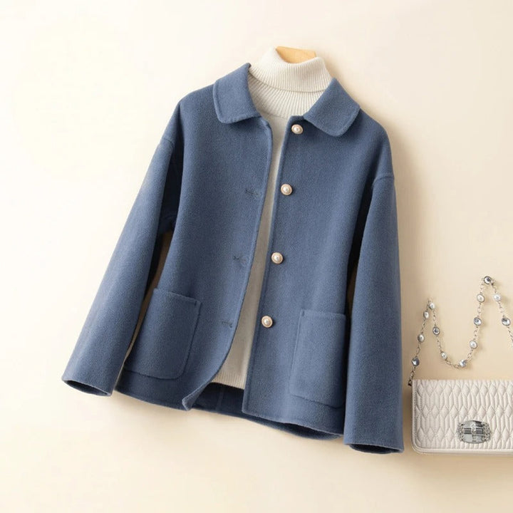 Sylvie – The Short Wool Coat of Effortless Warmth and Elegance