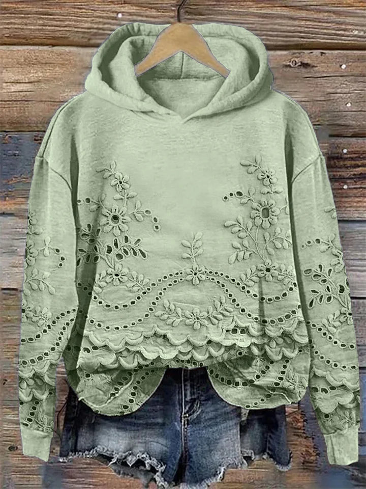 Rosa – Effortless Charm in a Lace-Trimmed Hoodie