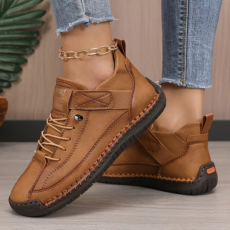 Blair – Orthopaedic Trainers That Keep You Moving with Ease