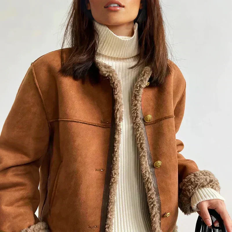Georgia – Cozy Buttoned Jacket with Timeless Charm