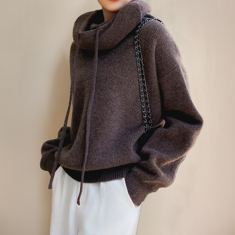 Mila – Soft Knit Hooded Pullover