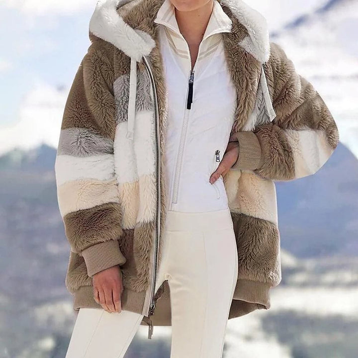 Lauren – The Plush Sherpa Coat That Wraps You in Winter Warmth