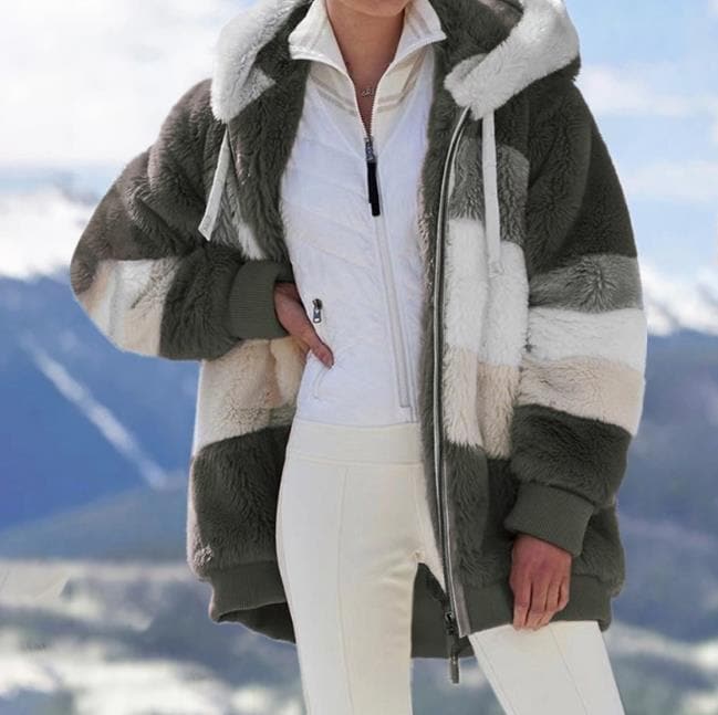 Lauren – The Plush Sherpa Coat That Wraps You in Winter Warmth