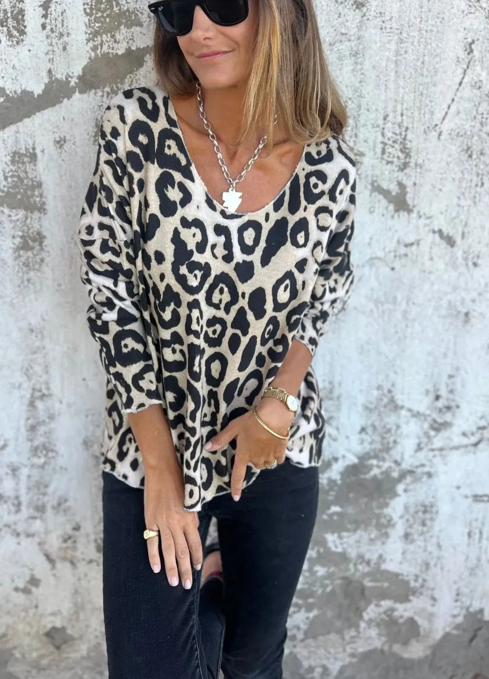 Diana – Leopard Print Blouse for Effortless Confidence and Style