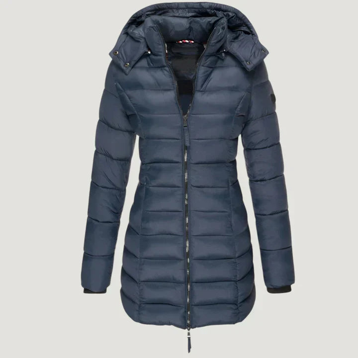 Laurence – Chic Comfort for Cold Canadian Days in the Noelle Coat