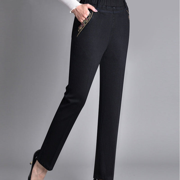 Anne – Timeless Jeans for Effortless Confidence