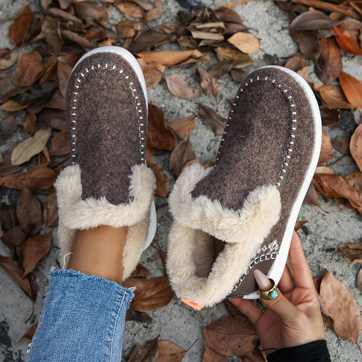 Sara – Your Winter Slip-On Essential for Soft Steps