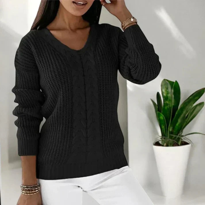 Tessa – Classic V-Neck Sweater