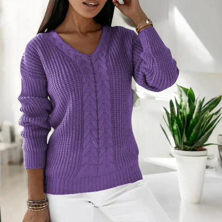 Tessa – Classic V-Neck Sweater