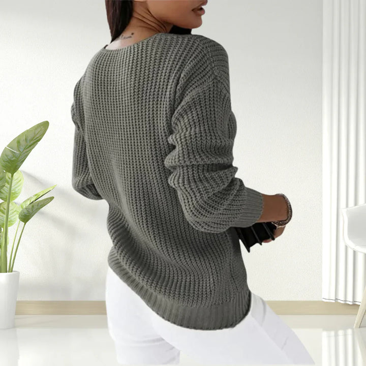 Tessa – Classic V-Neck Sweater
